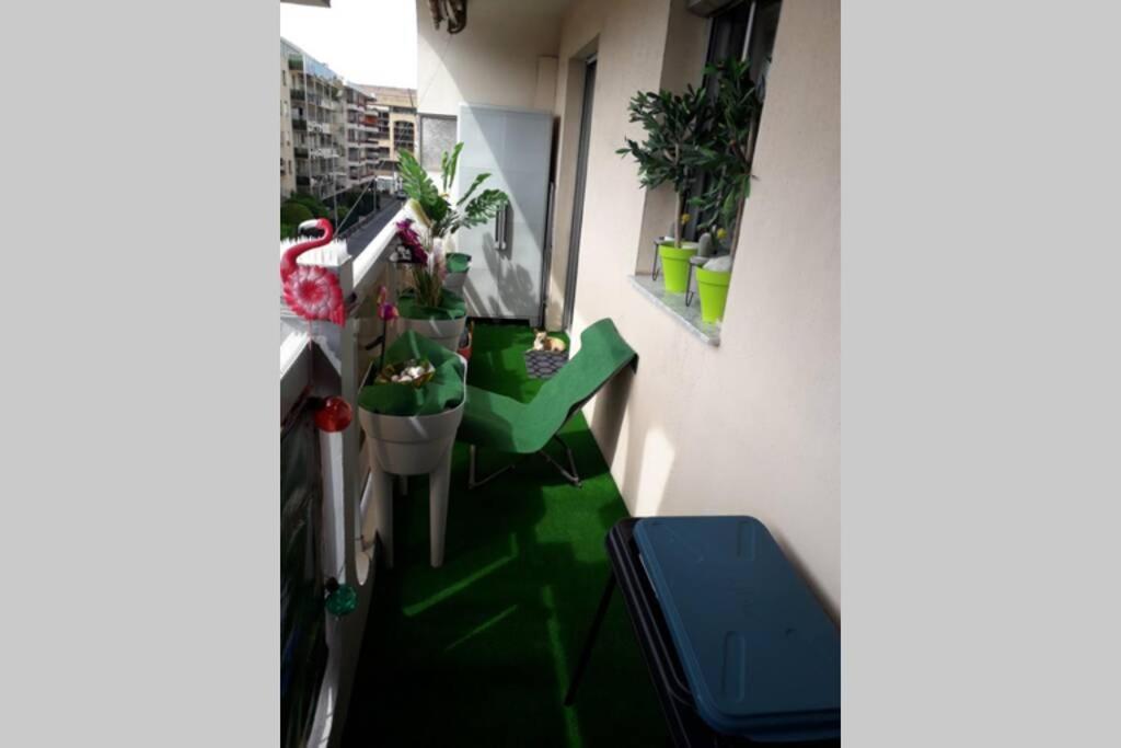Chaleureux Appart 2 Pieces Entierement Renove. Apartamento Saint-Laurent-du-Var Exterior foto